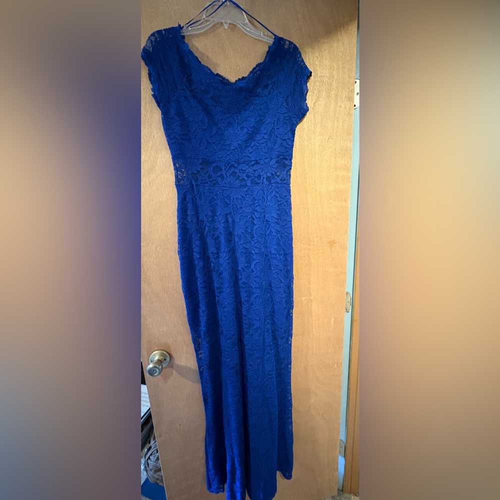 Morgan & Co. Blue lace dress, size 9/10